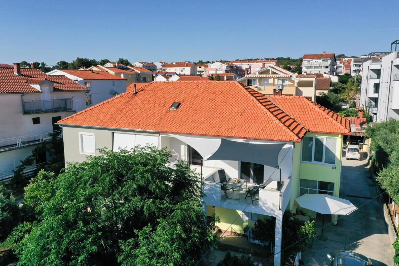 Apartment Heder