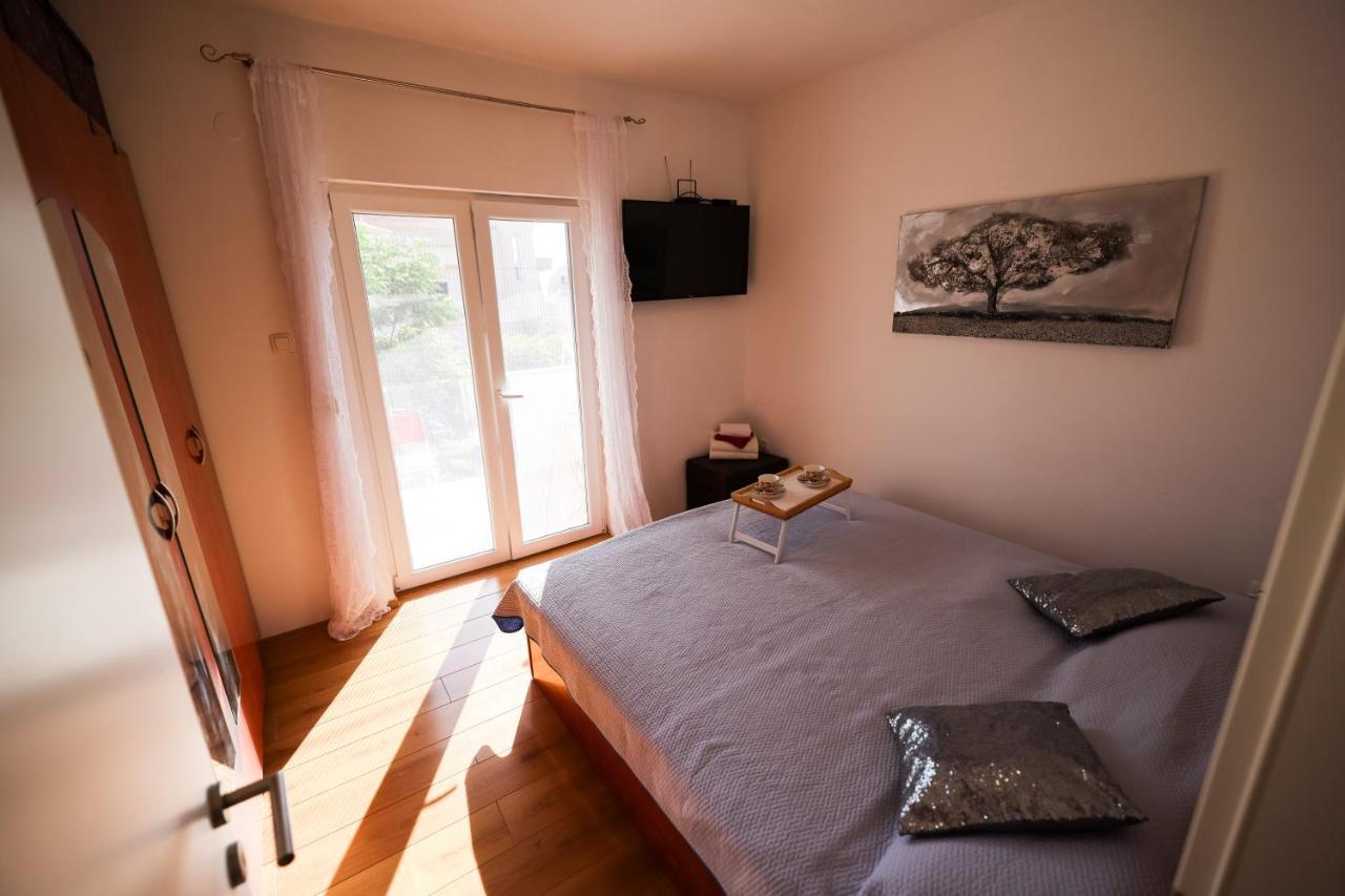 Heder Apartment *
