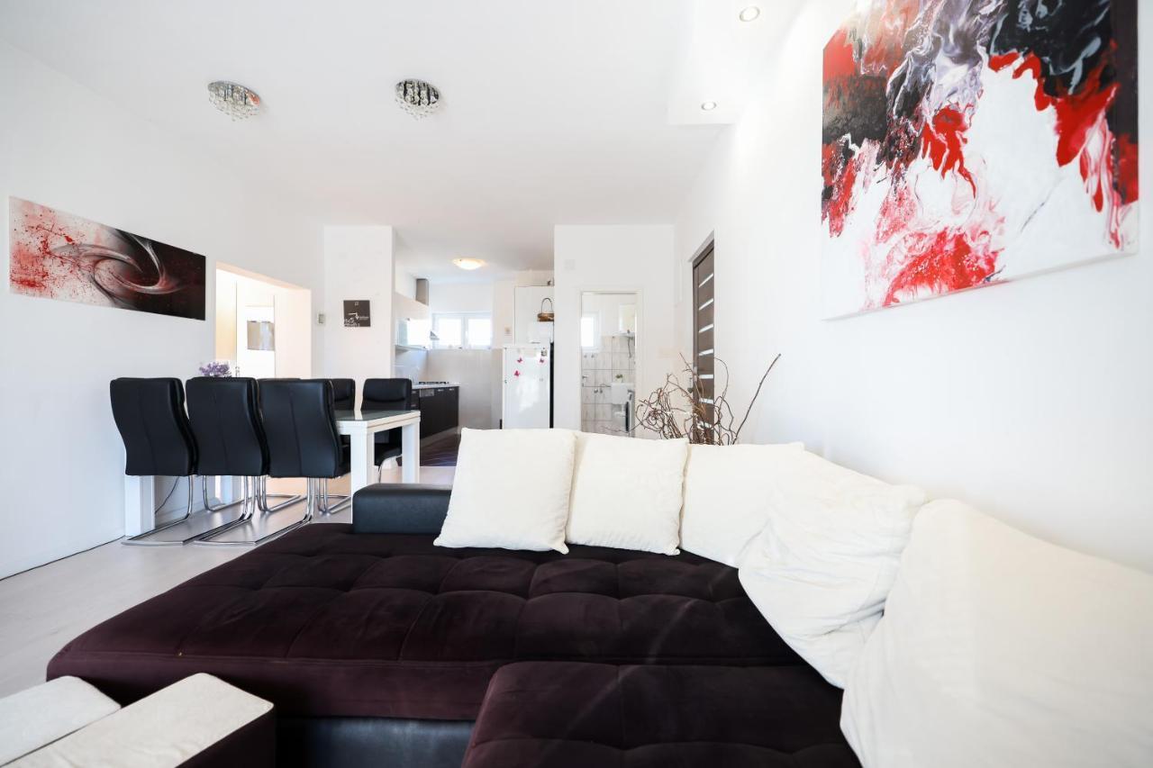 Heder Apartment *